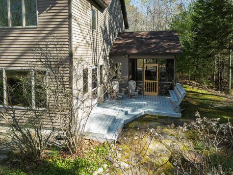 217 Leadbetter Road Wayne ME 04284