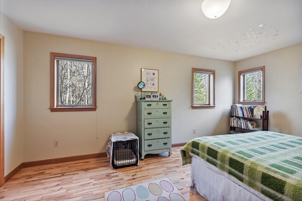 217 Leadbetter Road Wayne ME 04284