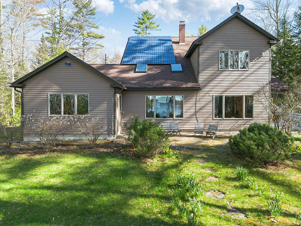 217 Leadbetter Road Wayne ME 04284