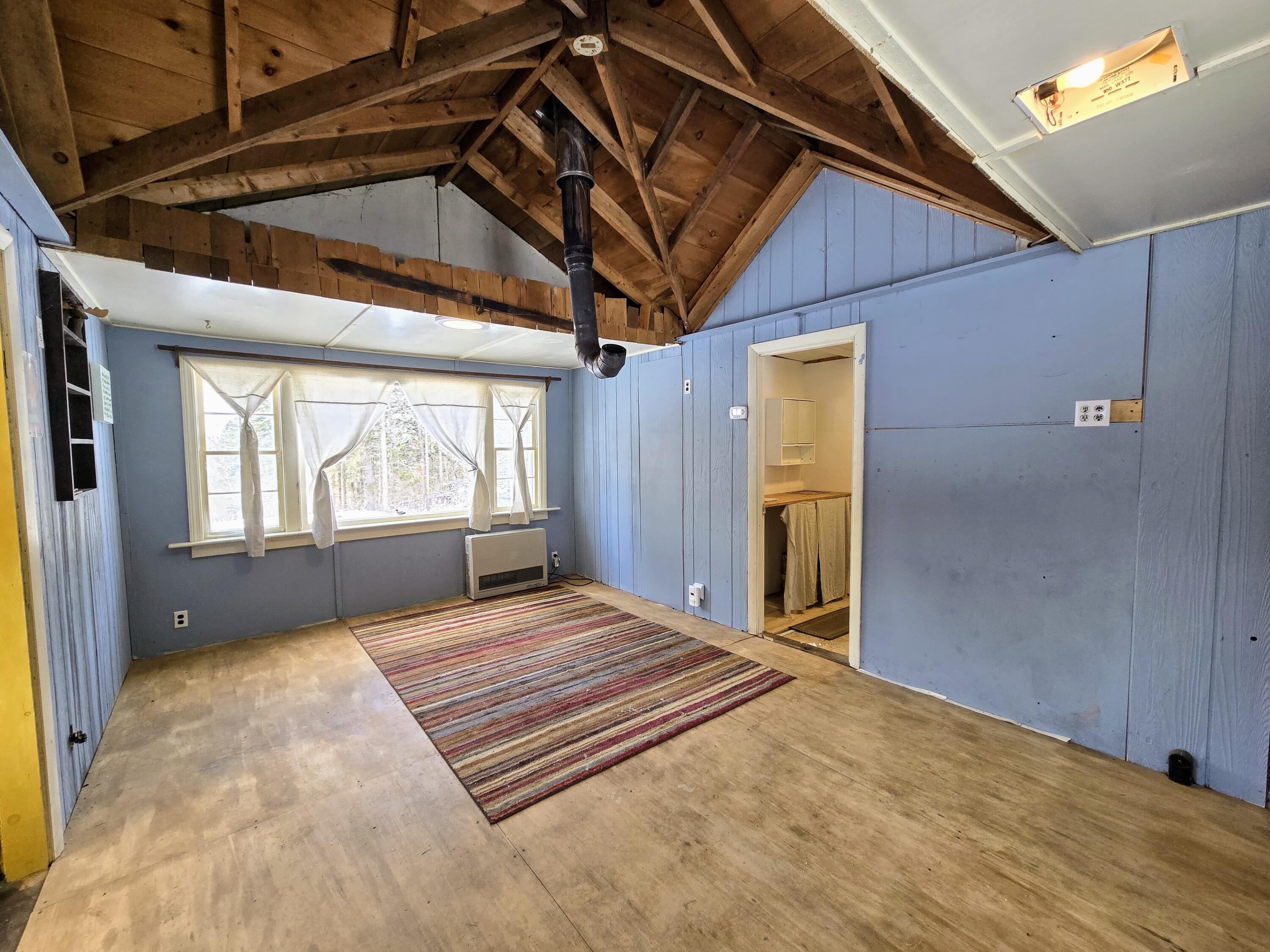 32 Nichols Road Dallas Plt ME 04970