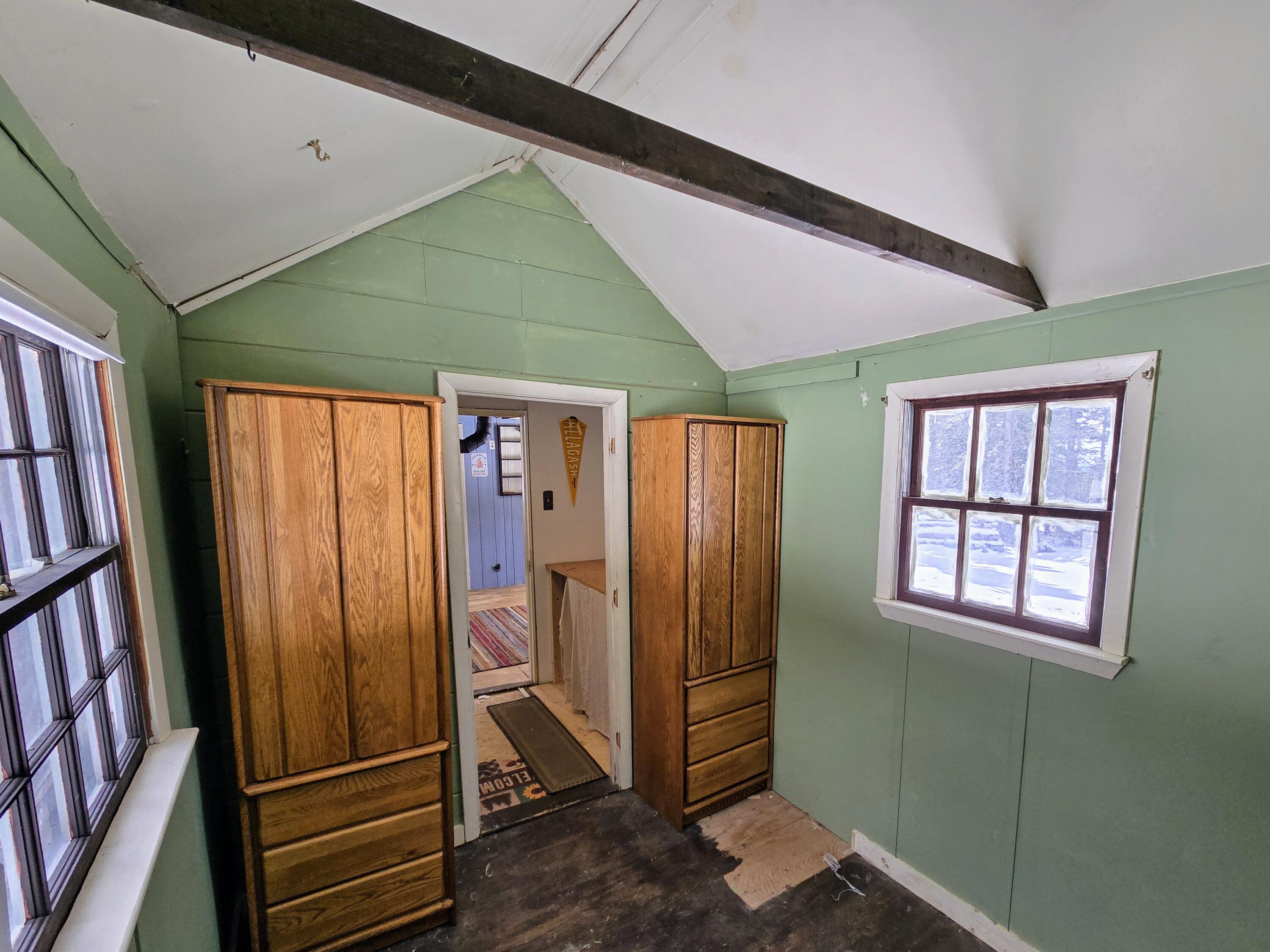 32 Nichols Road Dallas Plt ME 04970