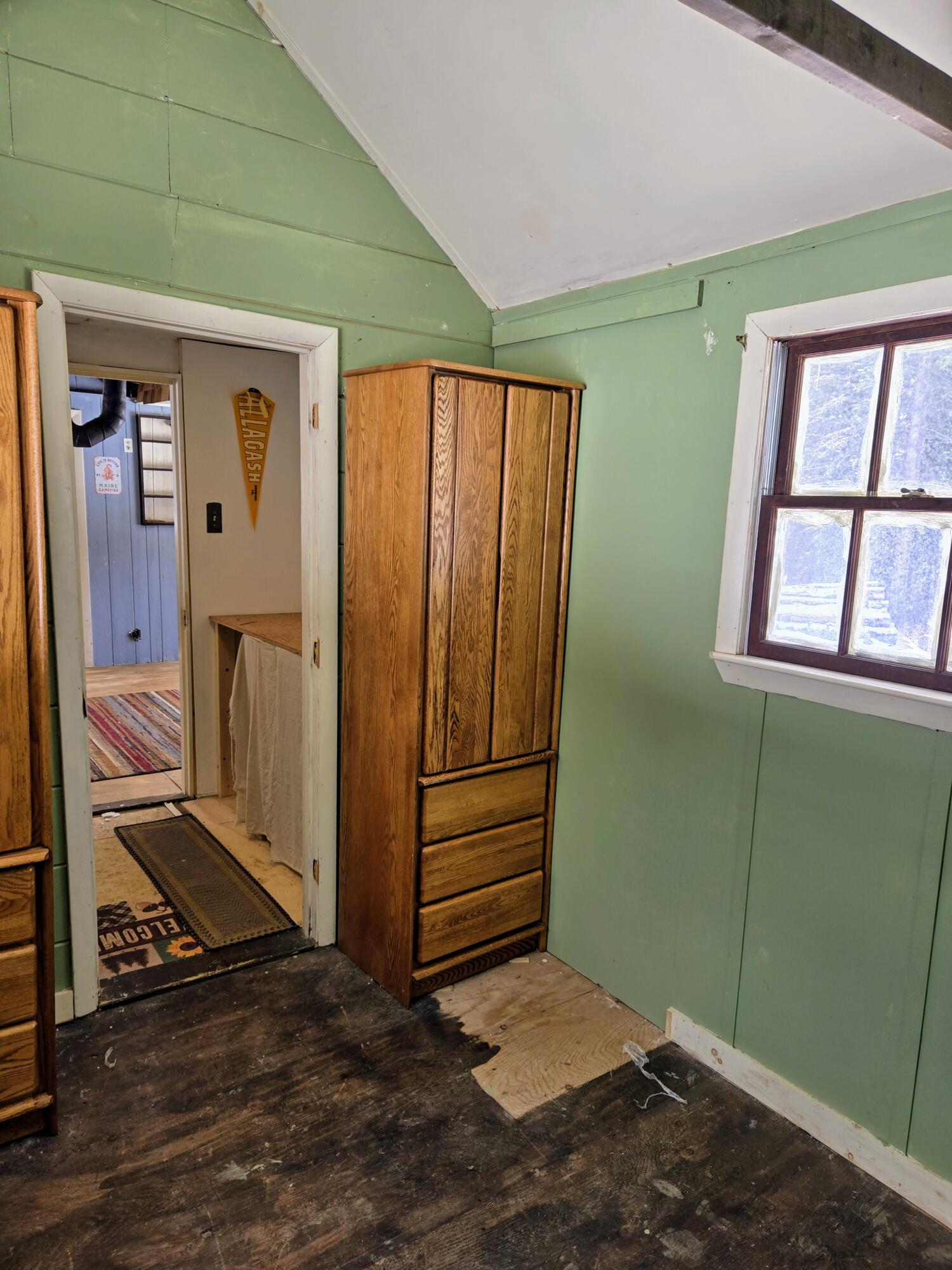 32 Nichols Road Dallas Plt ME 04970