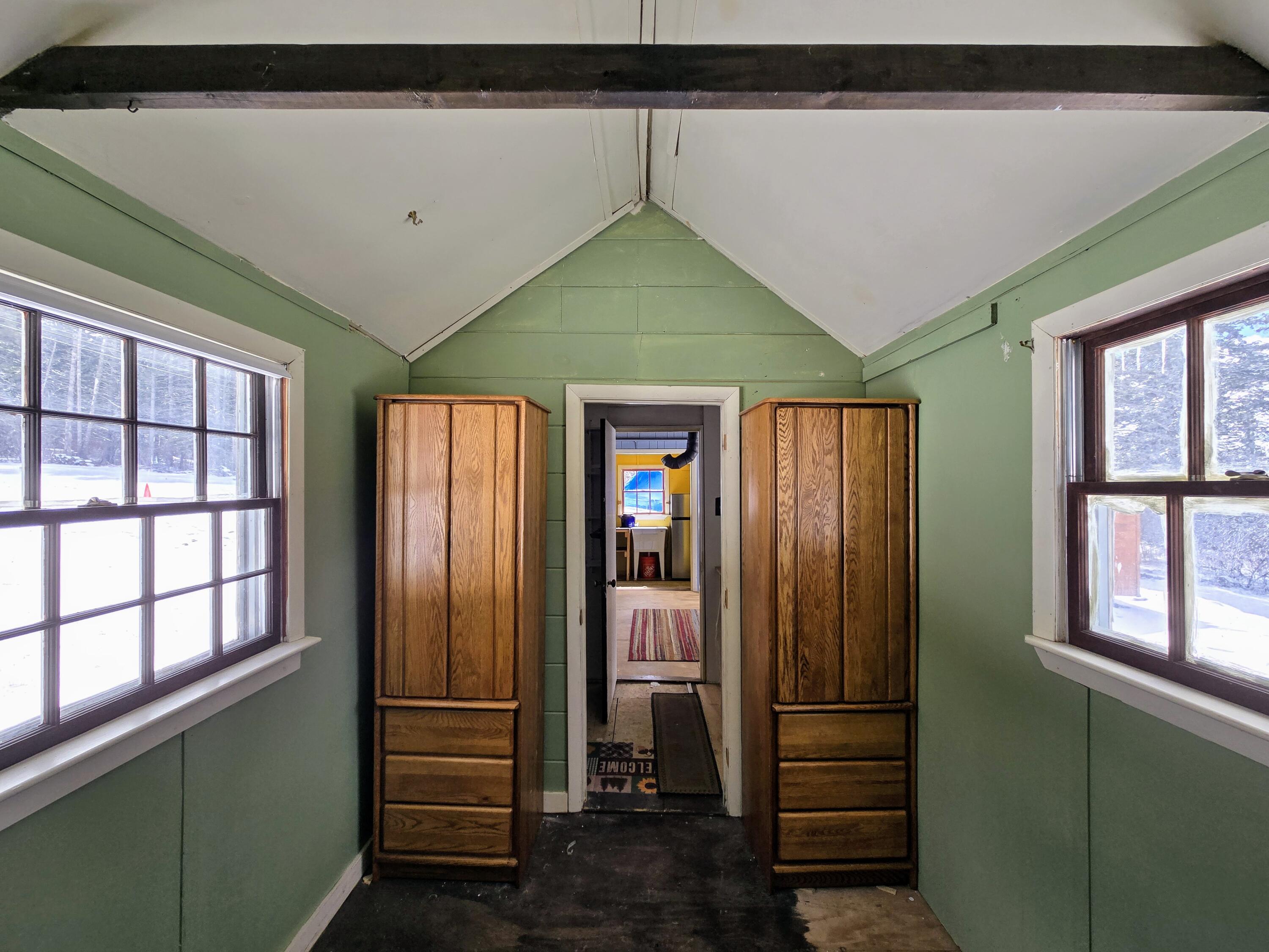 32 Nichols Road Dallas Plt ME 04970