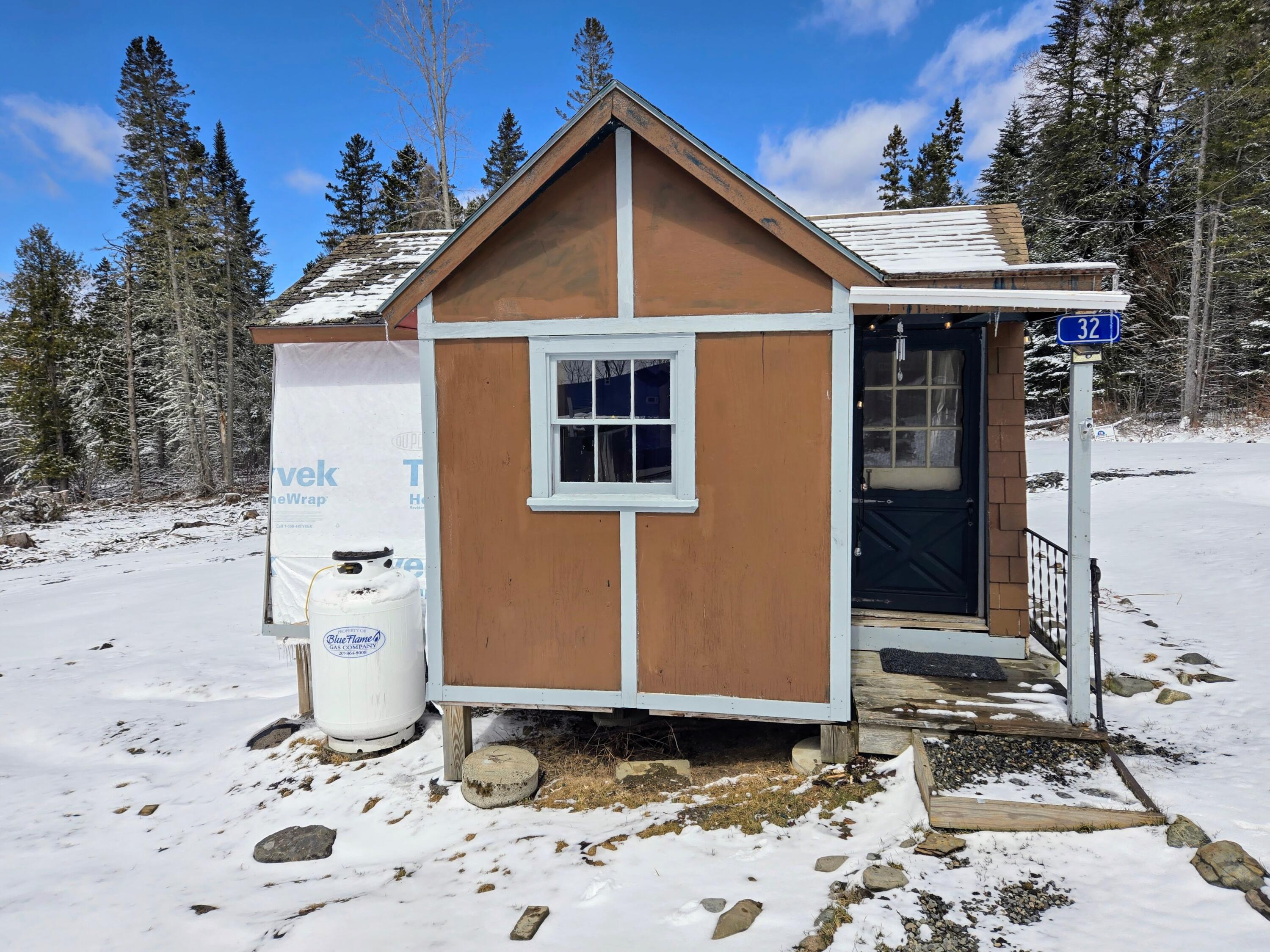 32 Nichols Road Dallas Plt ME 04970