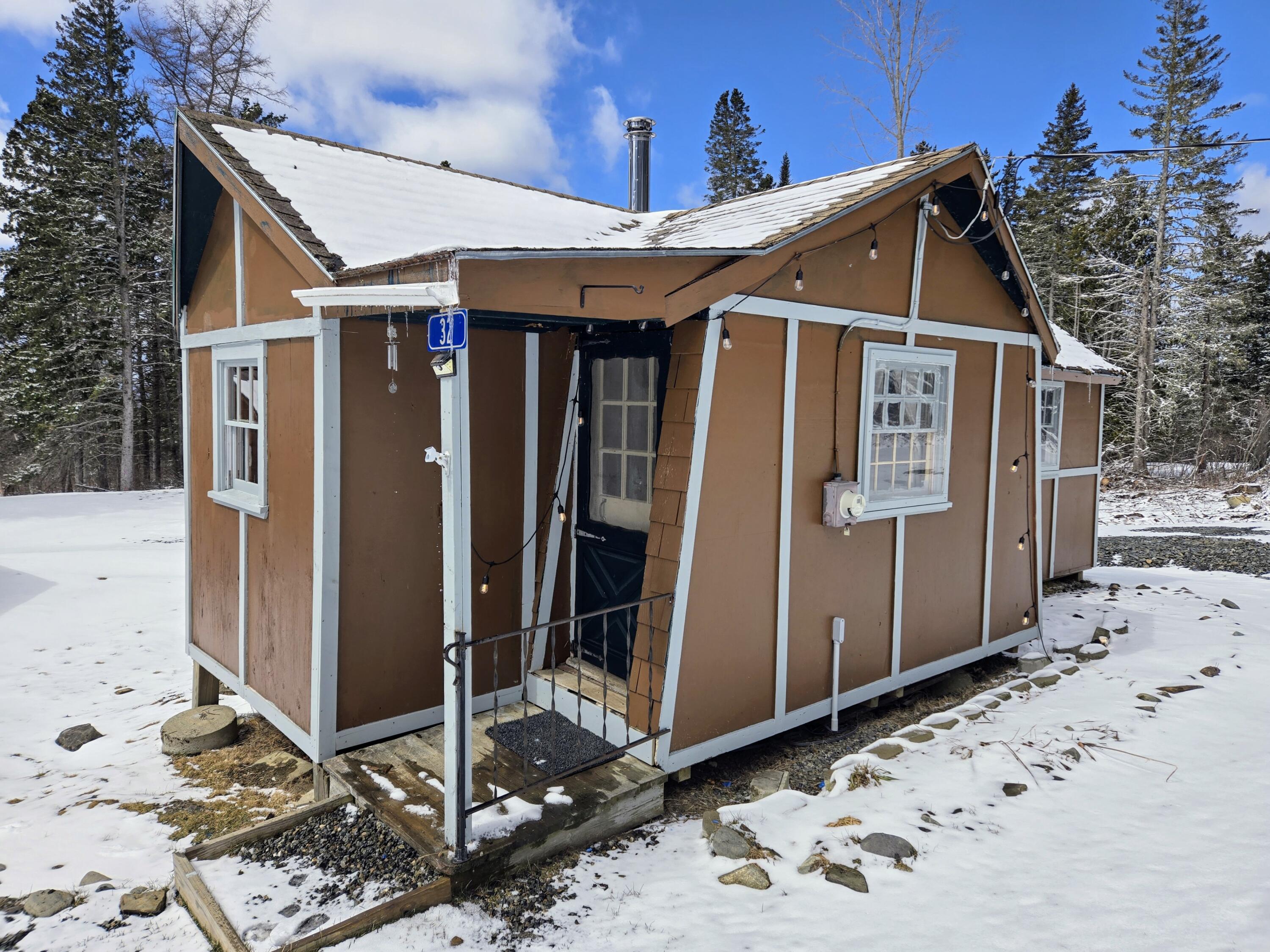 32 Nichols Road Dallas Plt ME 04970