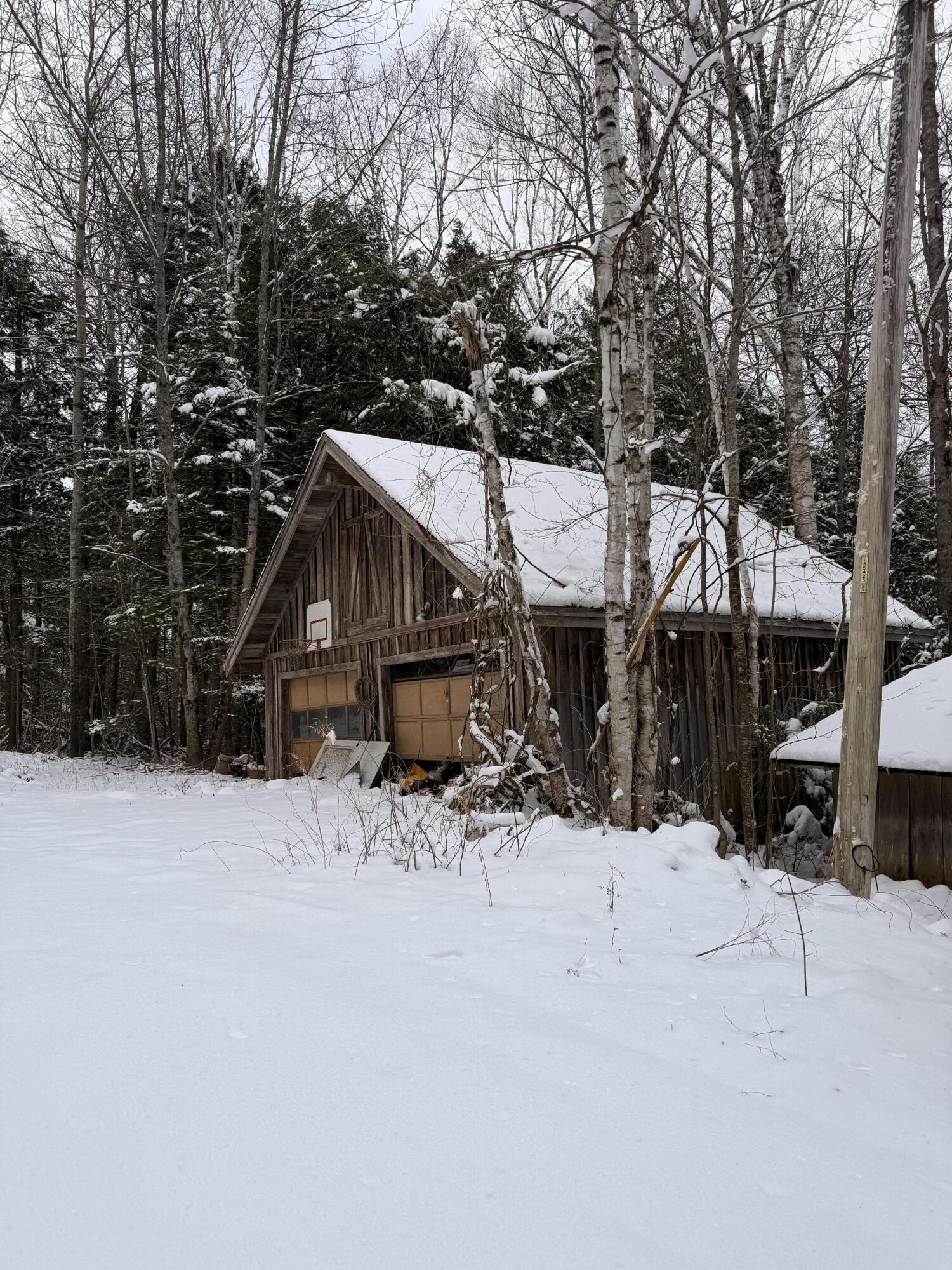 186 Transalpine Road Lincoln ME 04457