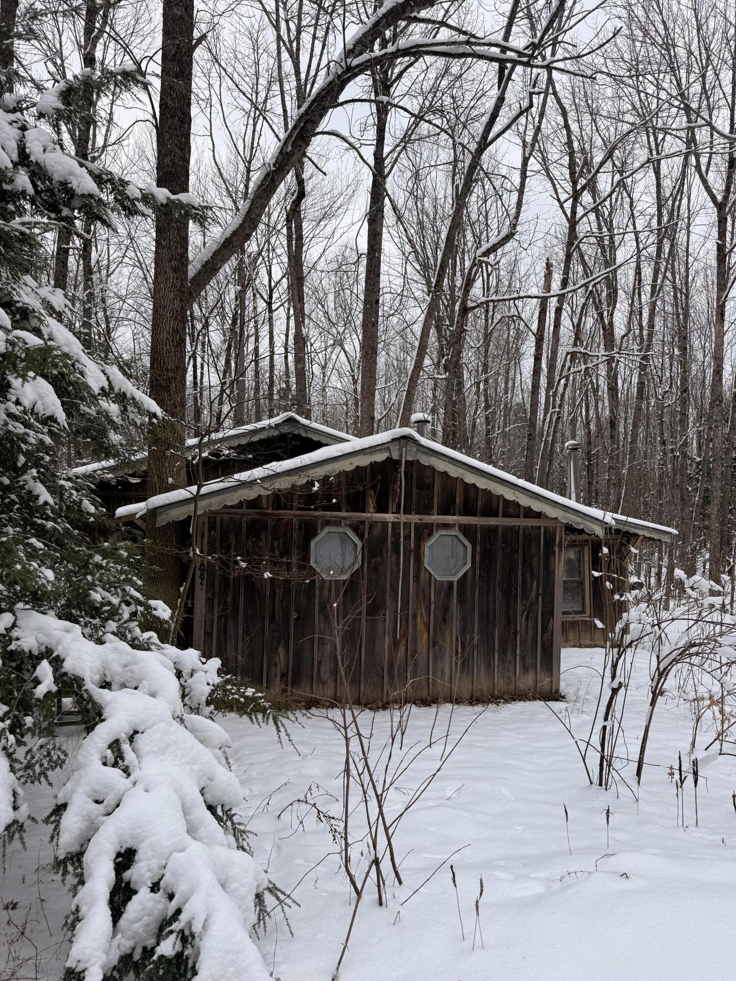 186 Transalpine Road Lincoln ME 04457