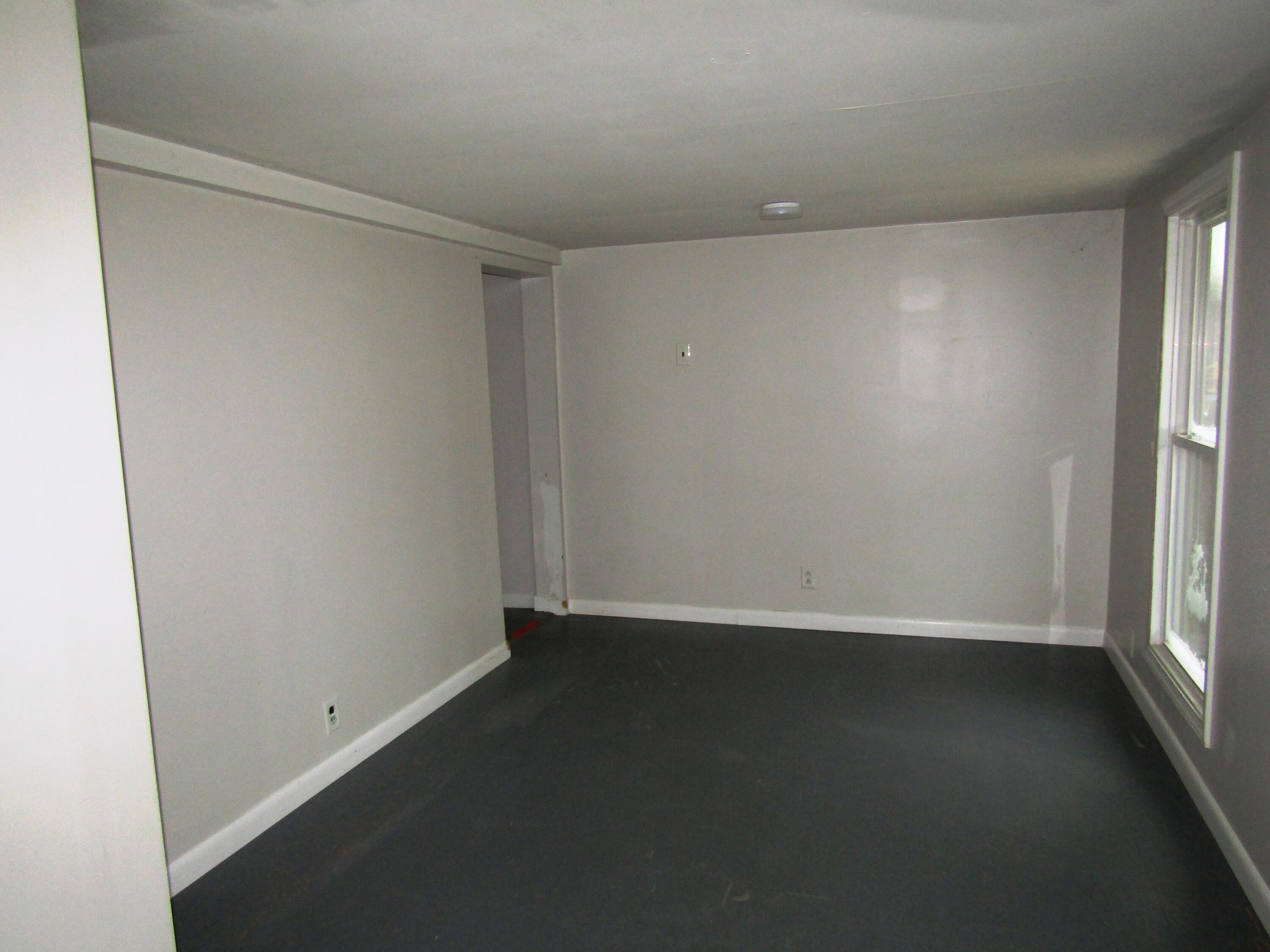 139 Elm Street Newport ME 04953