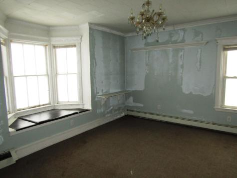 139 Elm Street Newport ME 04953