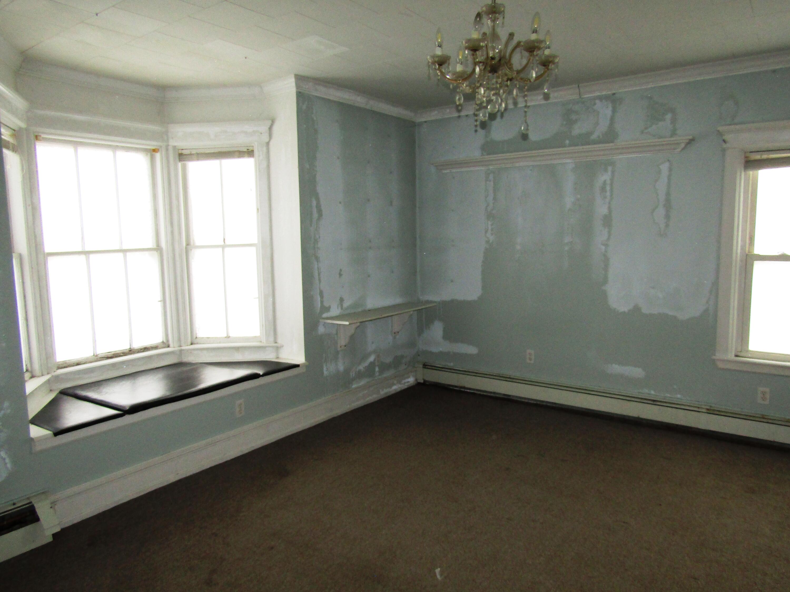 139 Elm Street Newport ME 04953