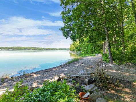 101 Robin Lane Unity ME 04988