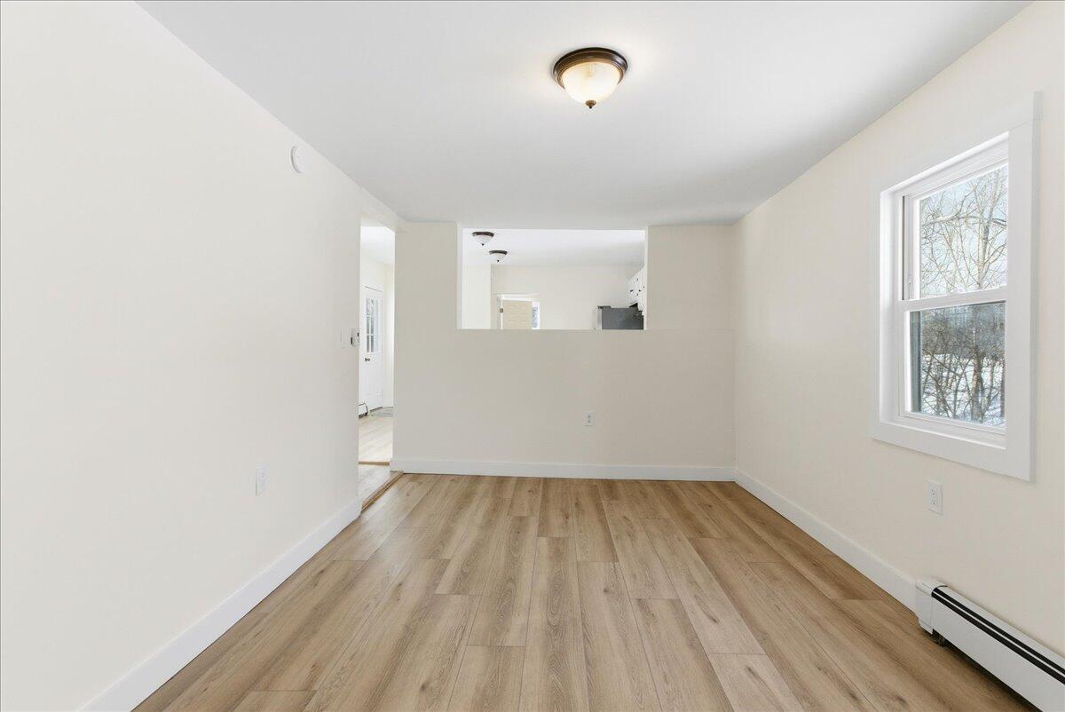 18 Lincoln Street Richmond ME 04357