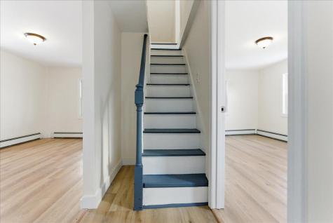 18 Lincoln Street Richmond ME 04357