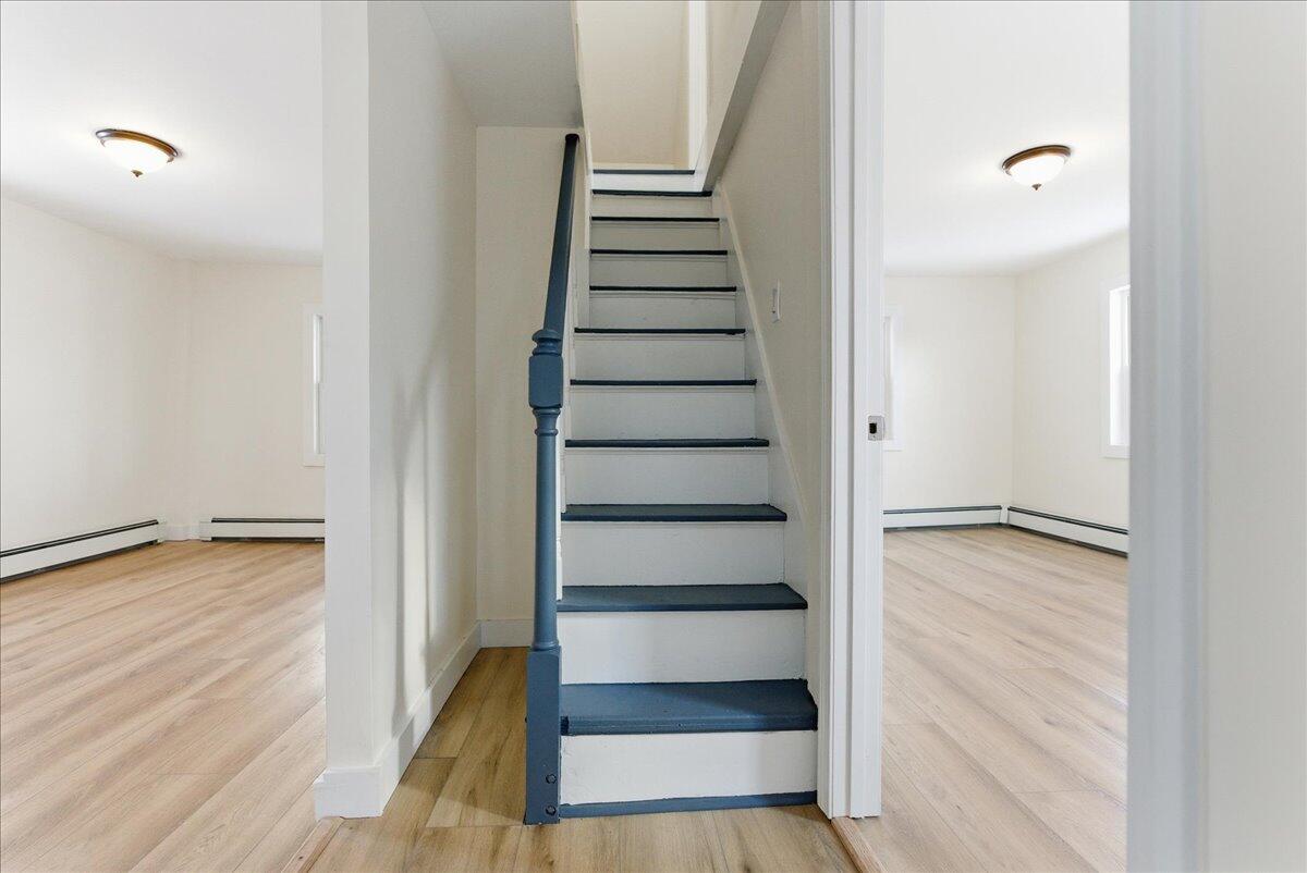 18 Lincoln Street Richmond ME 04357