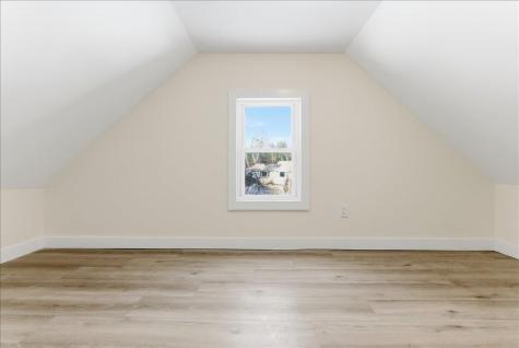 18 Lincoln Street Richmond ME 04357