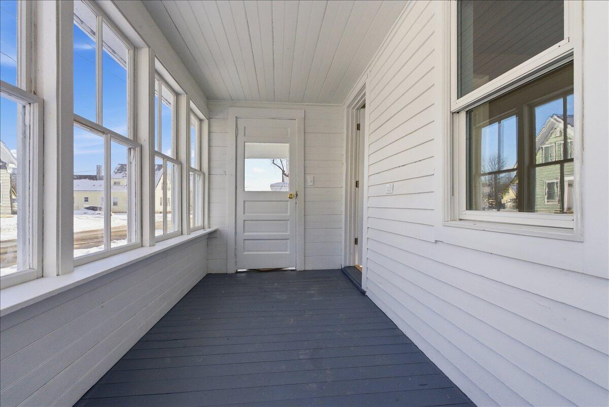 18 Lincoln Street Richmond ME 04357