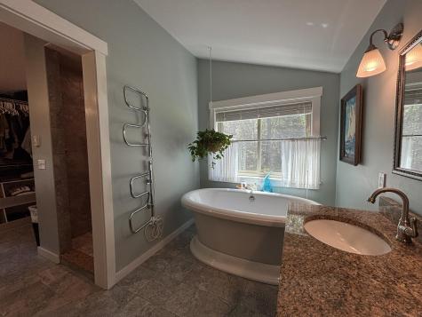 63 Pleasant Street Hampden ME 04444