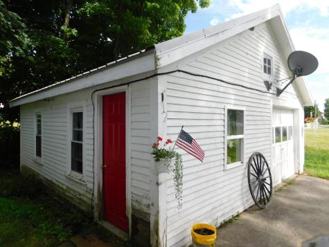 9 Collins Street Bingham ME 04920