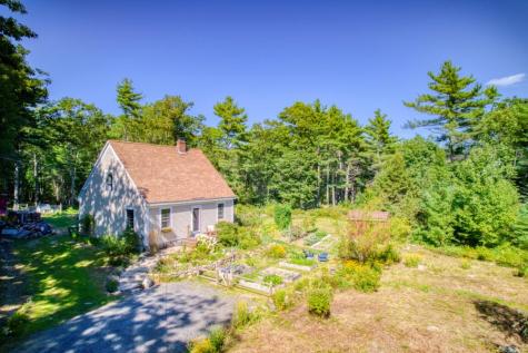 148 Dodge Road Edgecomb ME 04556
