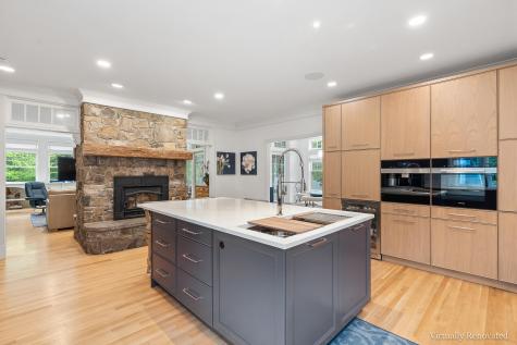 9 Edes Road Cumberland ME 04021