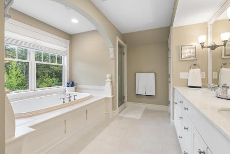 9 Edes Road Cumberland ME 04021