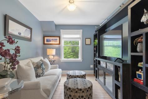 9 Edes Road Cumberland ME 04021