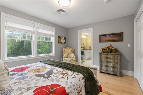 9 Edes Road Cumberland ME 04021