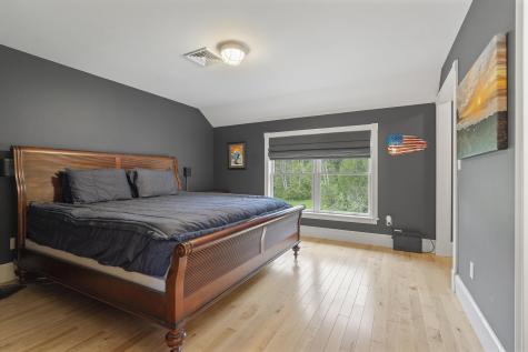 9 Edes Road Cumberland ME 04021