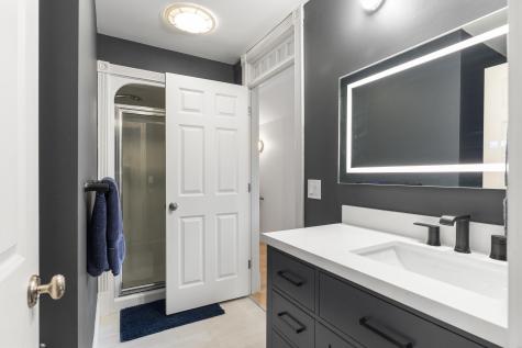 9 Edes Road Cumberland ME 04021