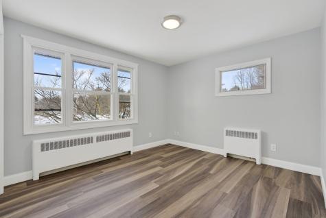 234 Congress Circle Topsham ME 04086