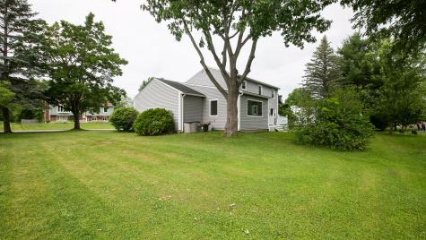 48 Clover Lane Brewer ME 04412