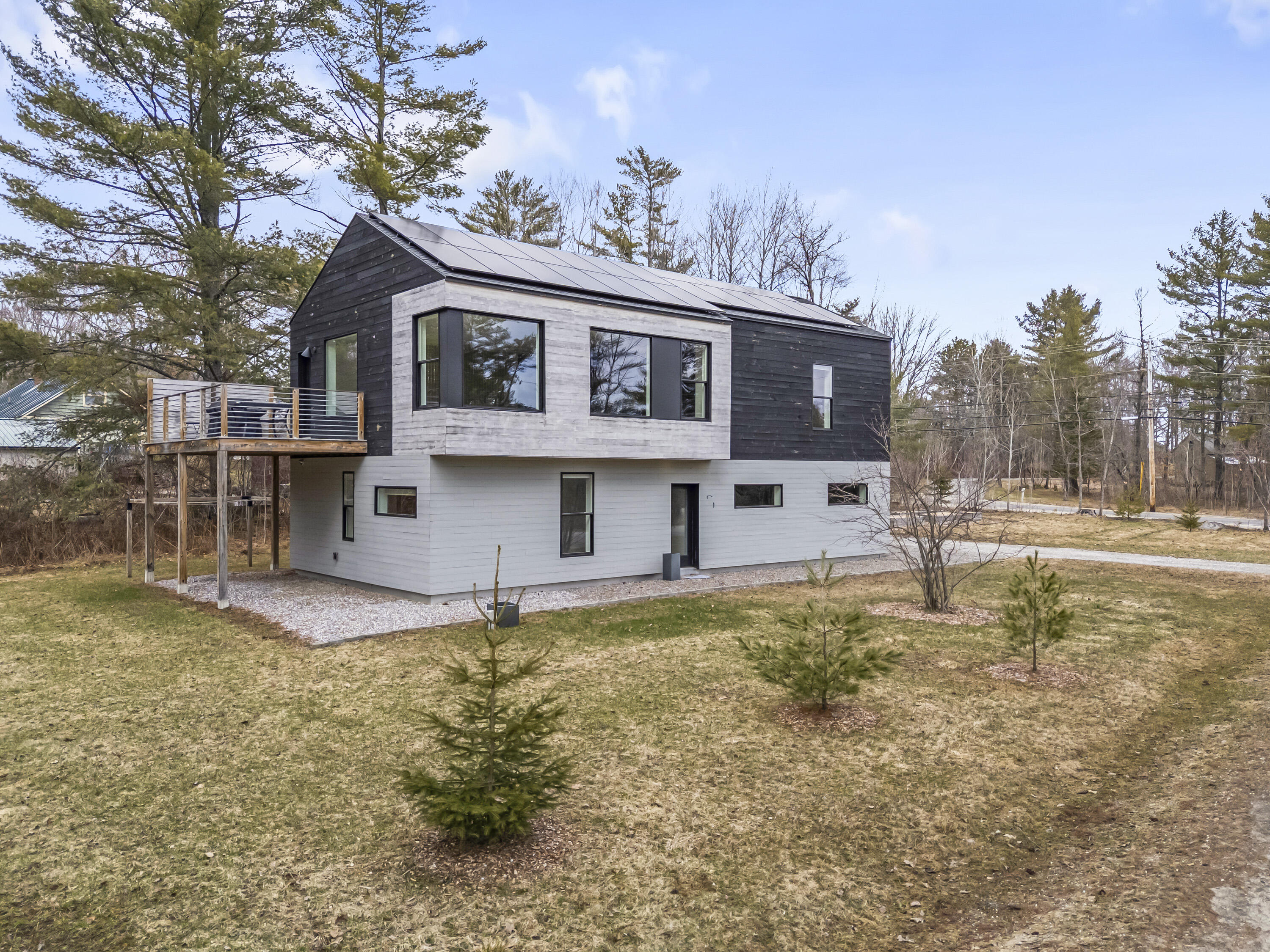 1 Cairn Hill Road Bowdoinham ME 04008