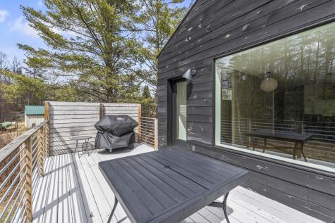 1 Cairn Hill Road Bowdoinham ME 04008