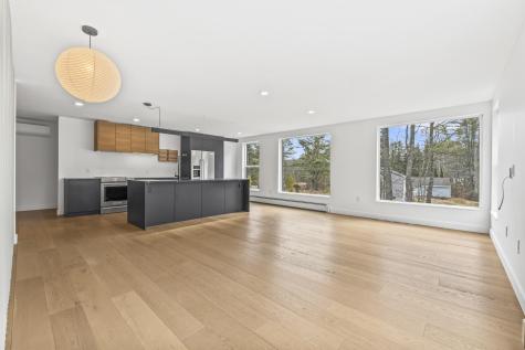 1 Cairn Hill Road Bowdoinham ME 04008