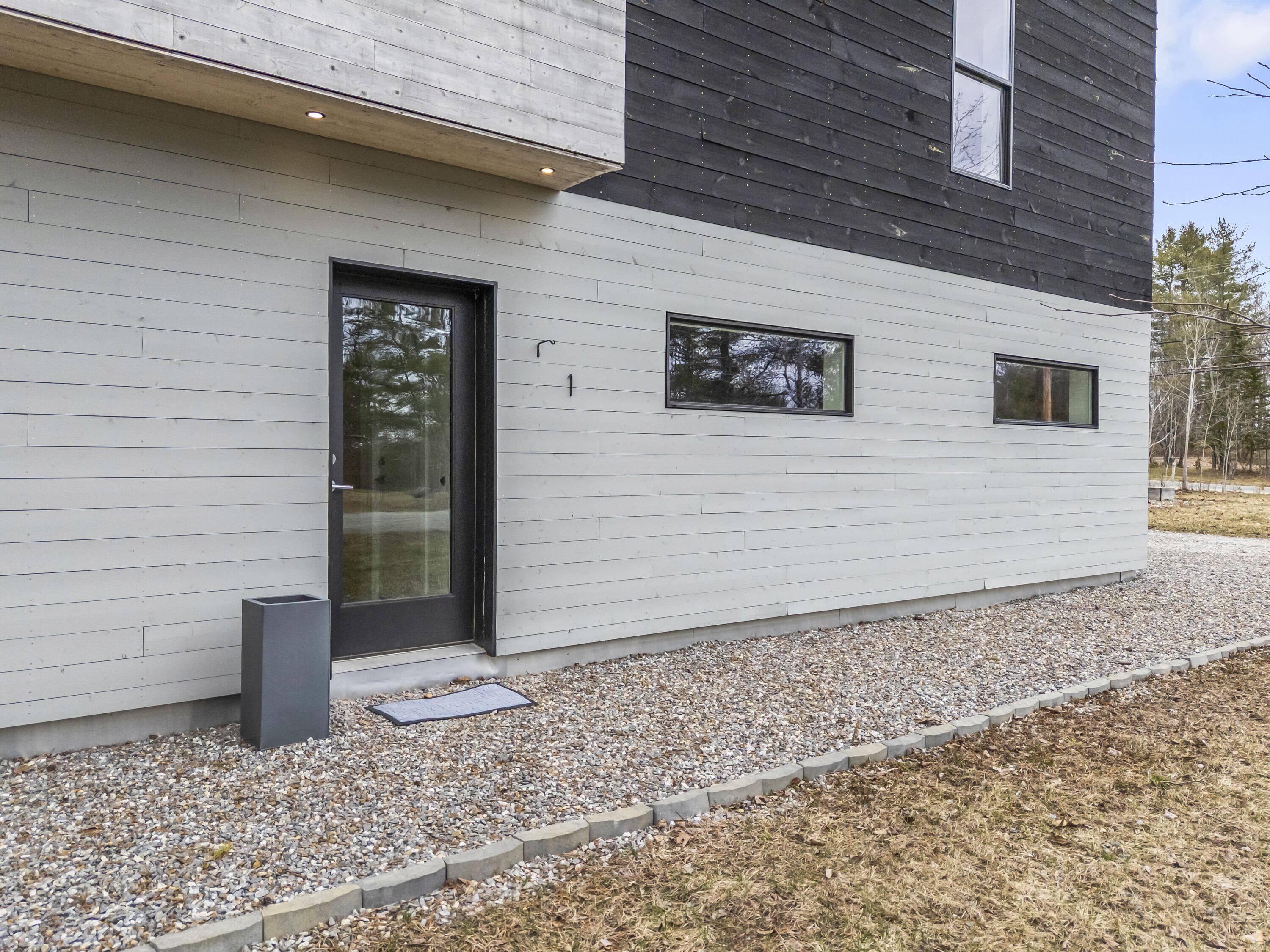 1 Cairn Hill Road Bowdoinham ME 04008