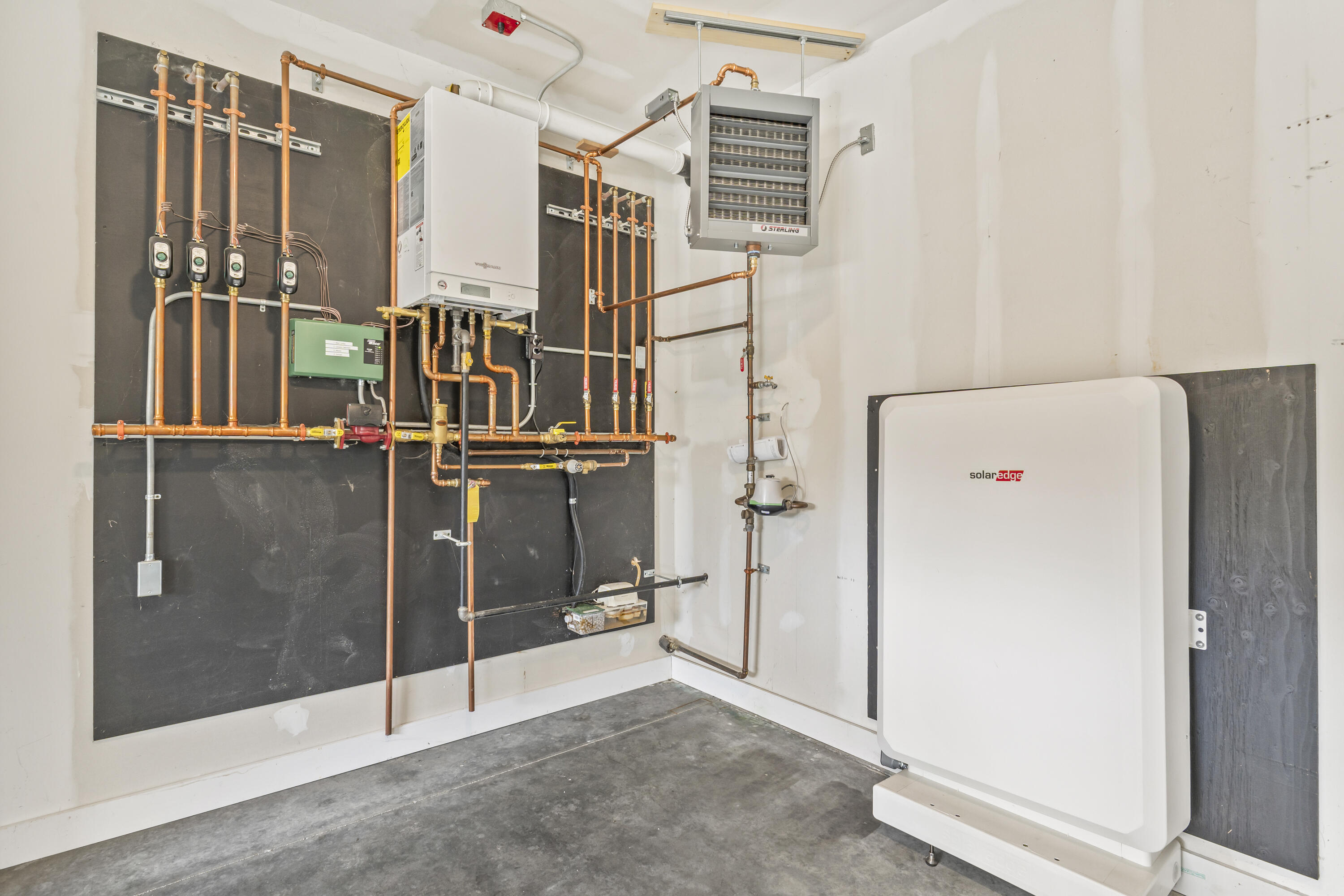 1 Cairn Hill Road Bowdoinham ME 04008