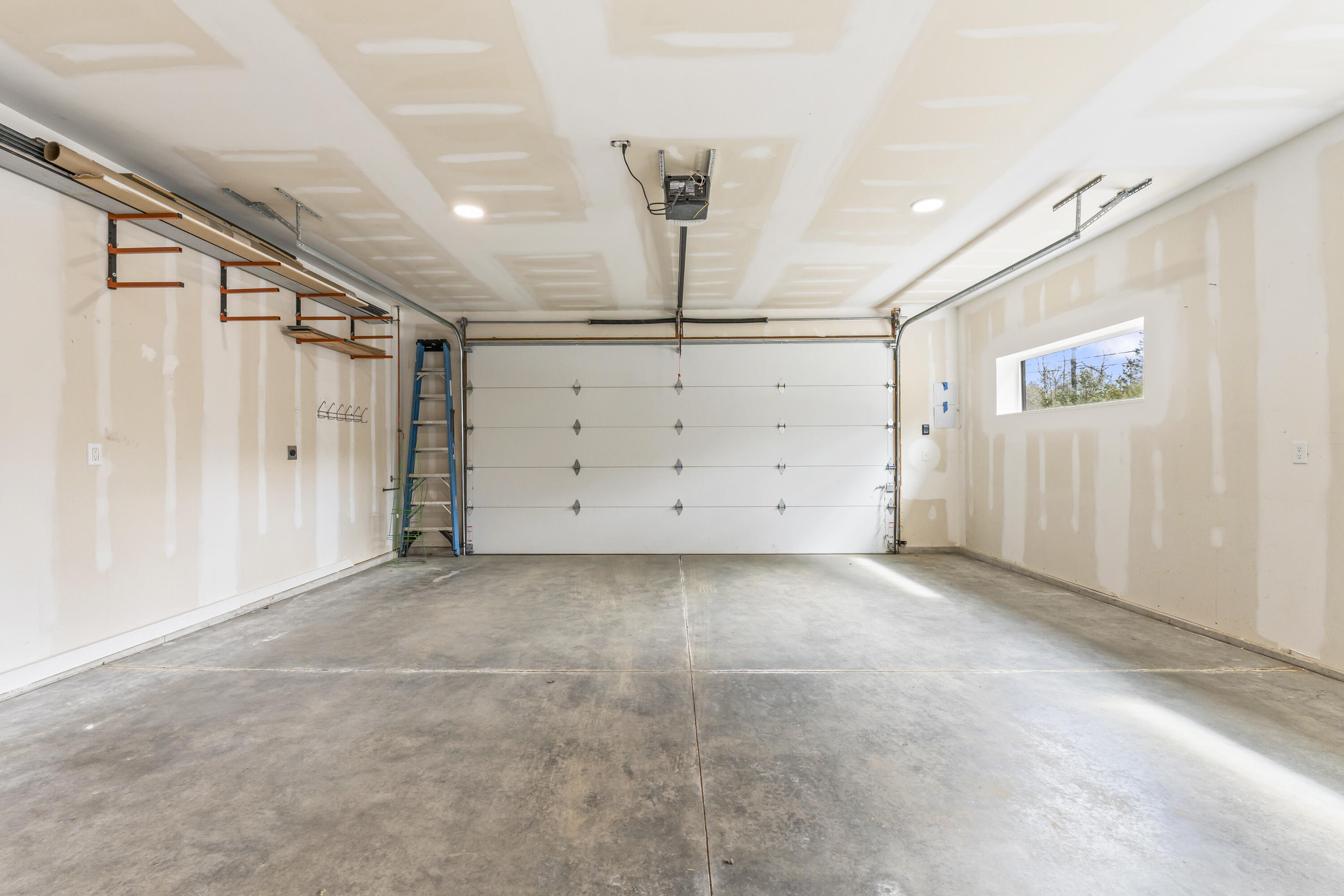 1 Cairn Hill Road Bowdoinham ME 04008