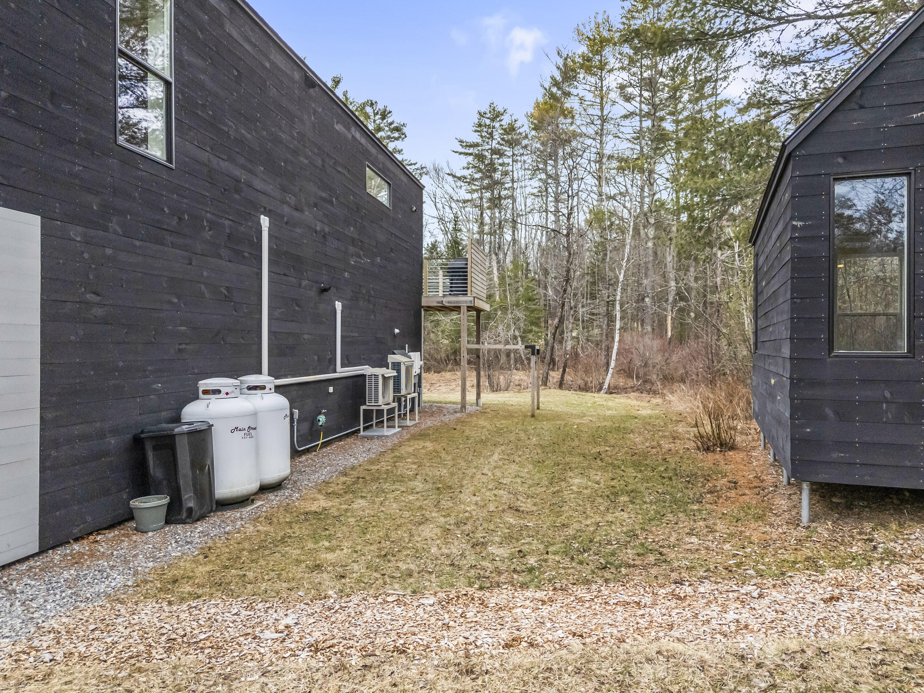 1 Cairn Hill Road Bowdoinham ME 04008