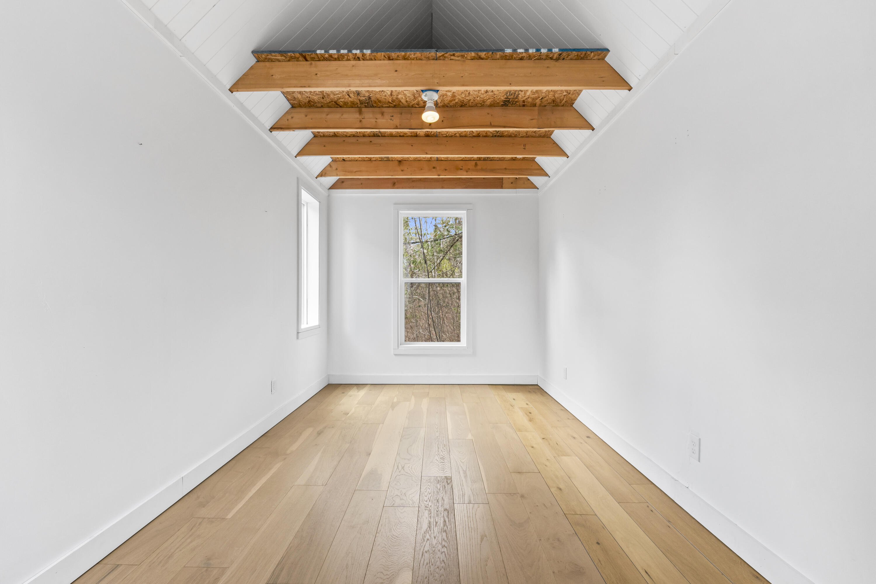 1 Cairn Hill Road Bowdoinham ME 04008