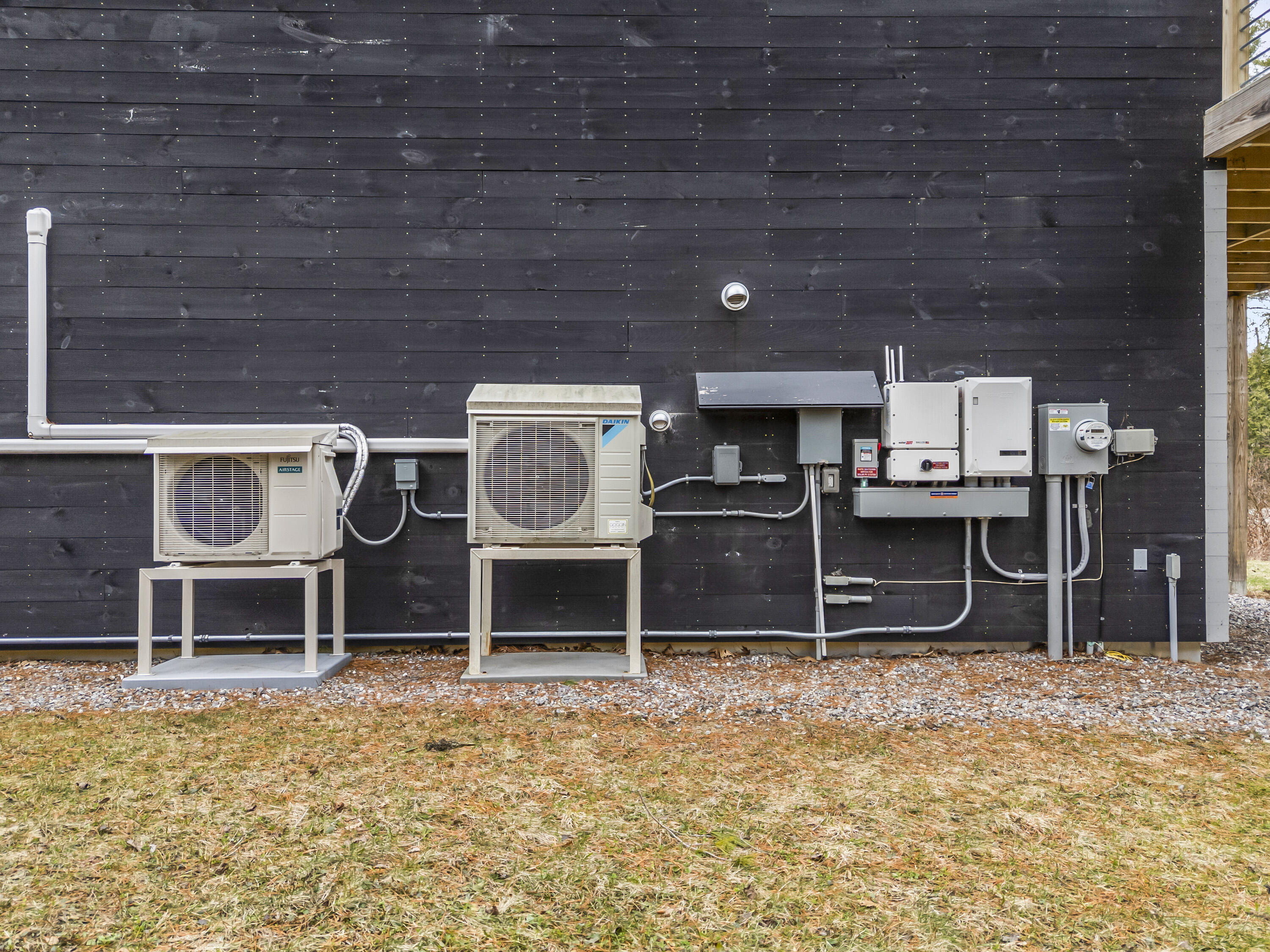 1 Cairn Hill Road Bowdoinham ME 04008