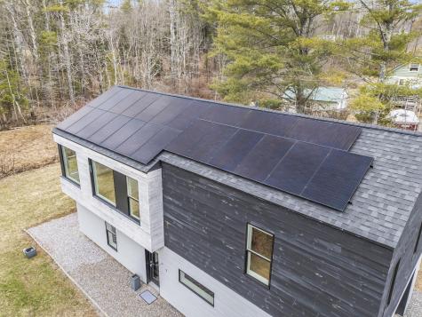 1 Cairn Hill Road Bowdoinham ME 04008