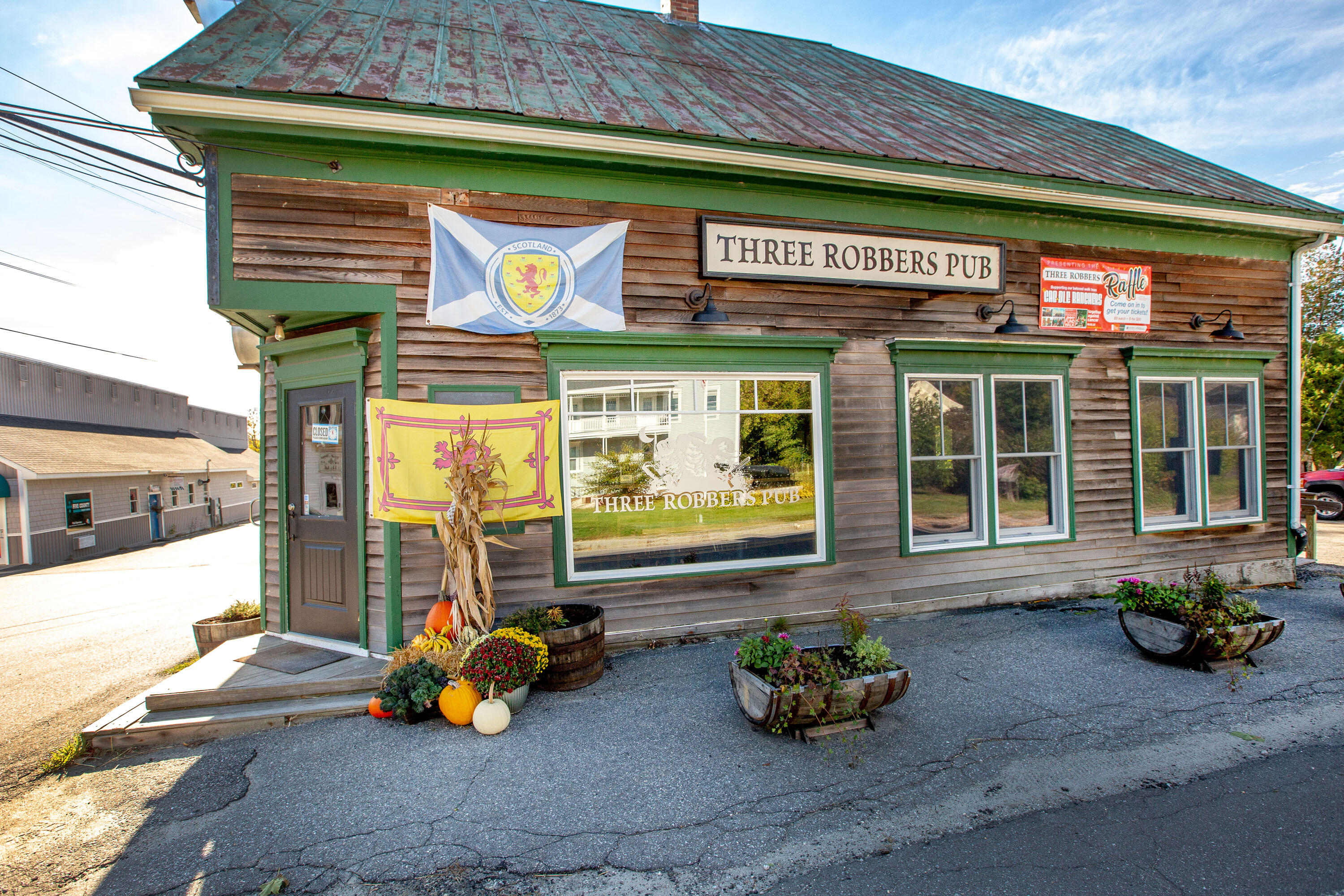 1 Cairn Hill Road Bowdoinham ME 04008