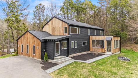 34 Cranbrook Drive Cape Elizabeth ME 04107