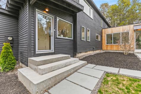 34 Cranbrook Drive Cape Elizabeth ME 04107