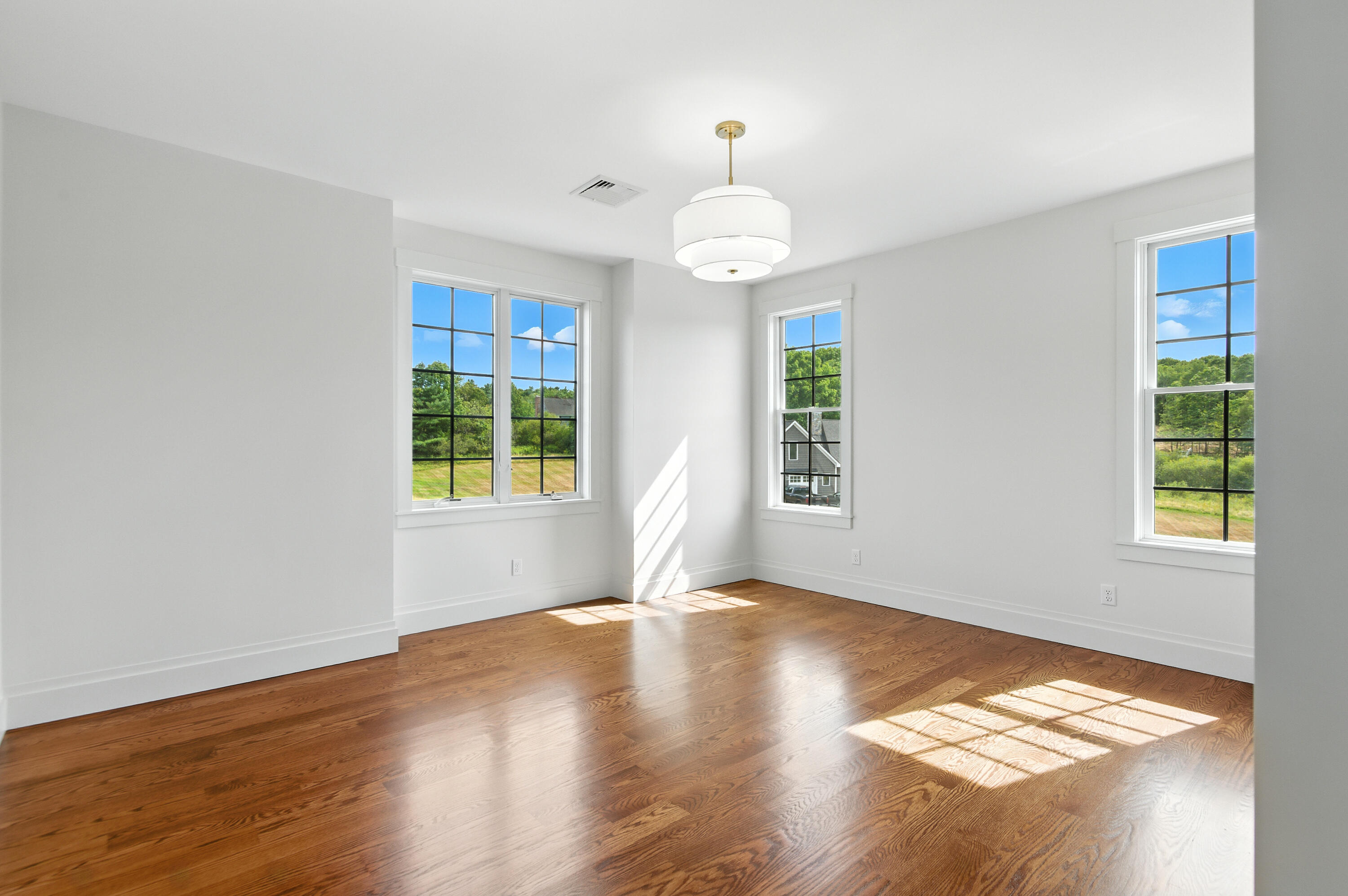 24 Daybreak Lane Cumberland ME 04021