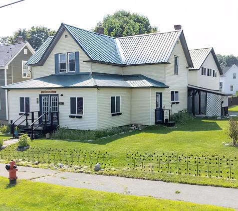 10 Spruce Street East Millinocket ME 04430