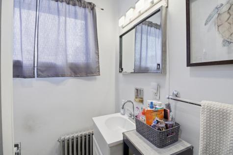 13 Longwood Avenue Augusta ME 04330