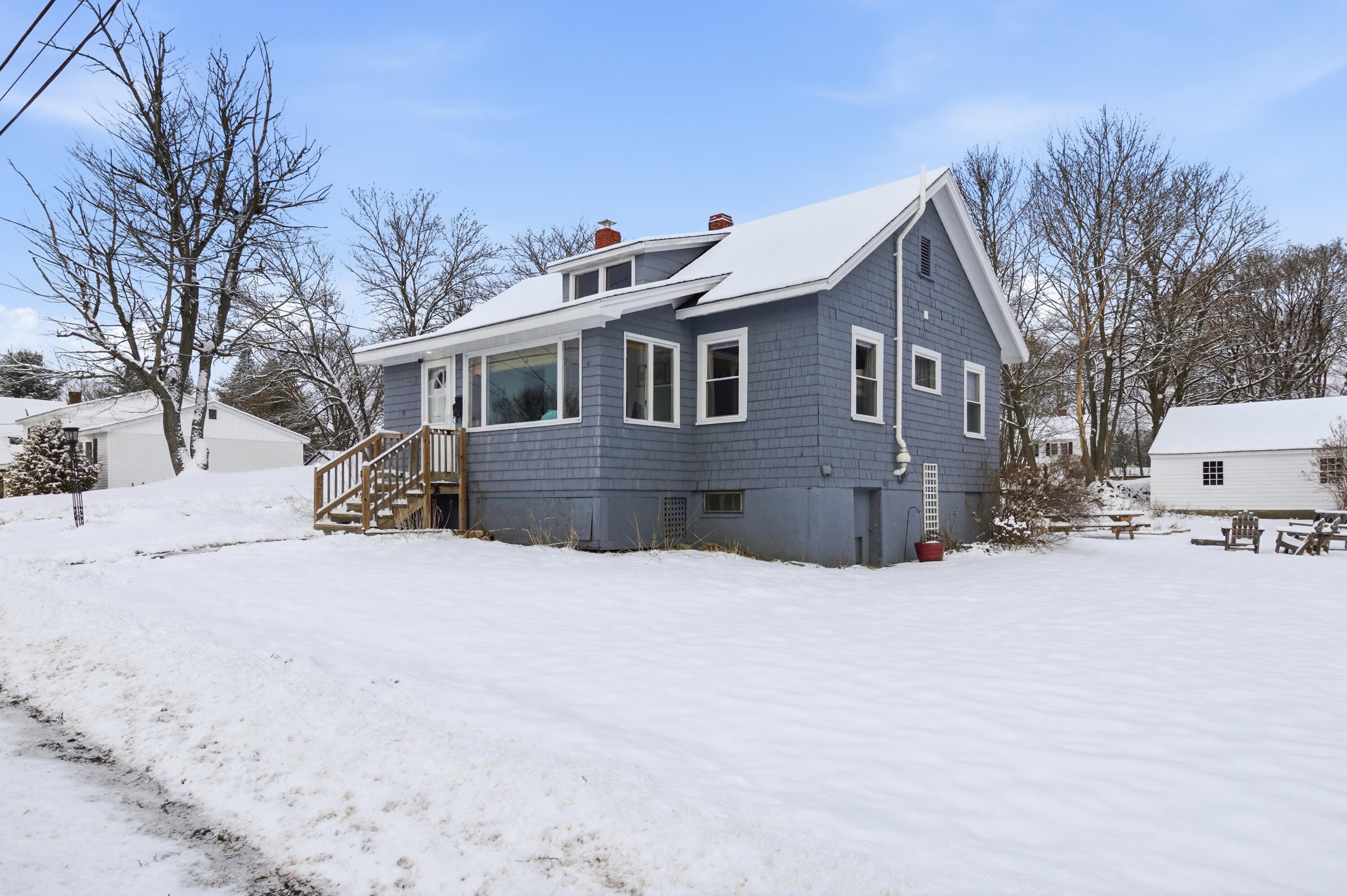 13 Longwood Avenue Augusta ME 04330