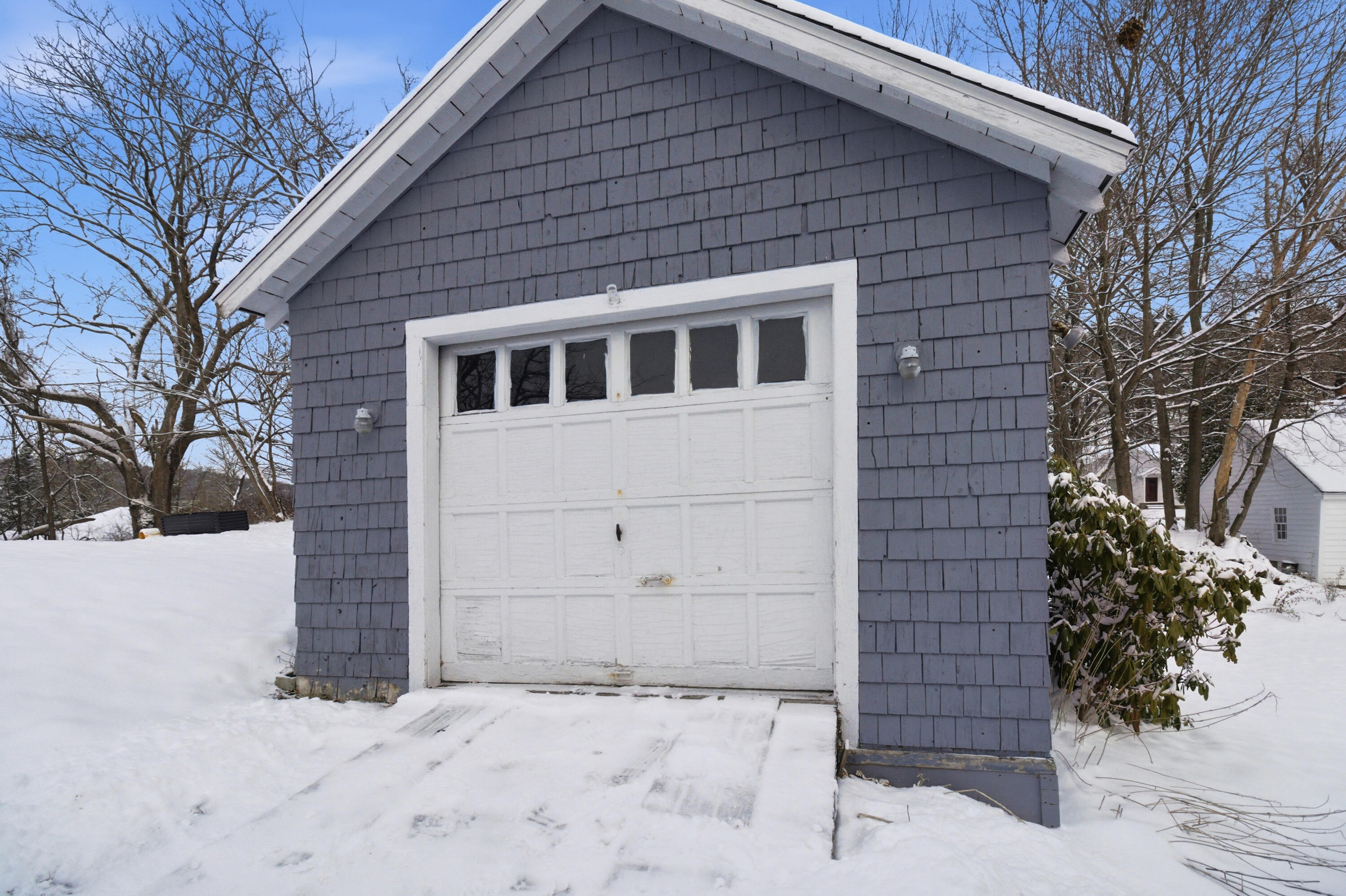 13 Longwood Avenue Augusta ME 04330