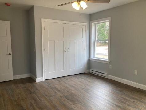 3 Milligan Circle Oxford ME 04270